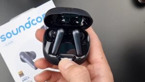 مقایسه‌ Anker Soundcore Liberty 4 NC و Liberty 4